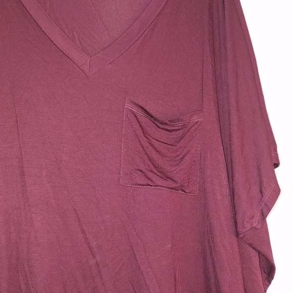 Adrienne Plum V-Neck Pocket T-shirt Size 1X - Picture 3 of 8